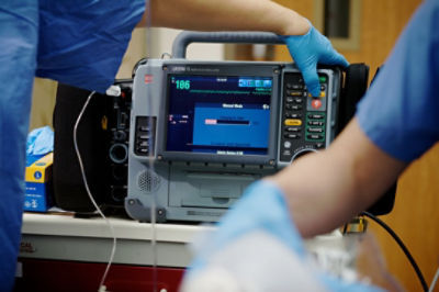 lifepak-15-stryker
